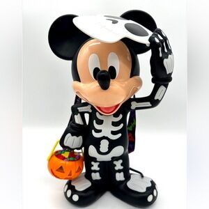 Disneyland Mickey Mouse Skeleton Glow In The Dark Popcorn Bucket 2023 Halloween